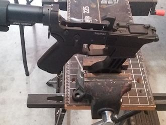 Put the vise block in the vise